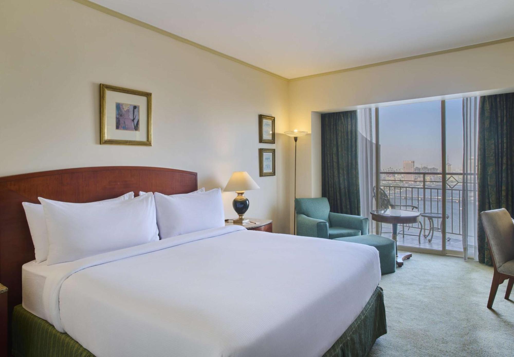 מלון Hilton Cairo Grand Nile מראה חיצוני תמונה A room at the Hilton Cairo
