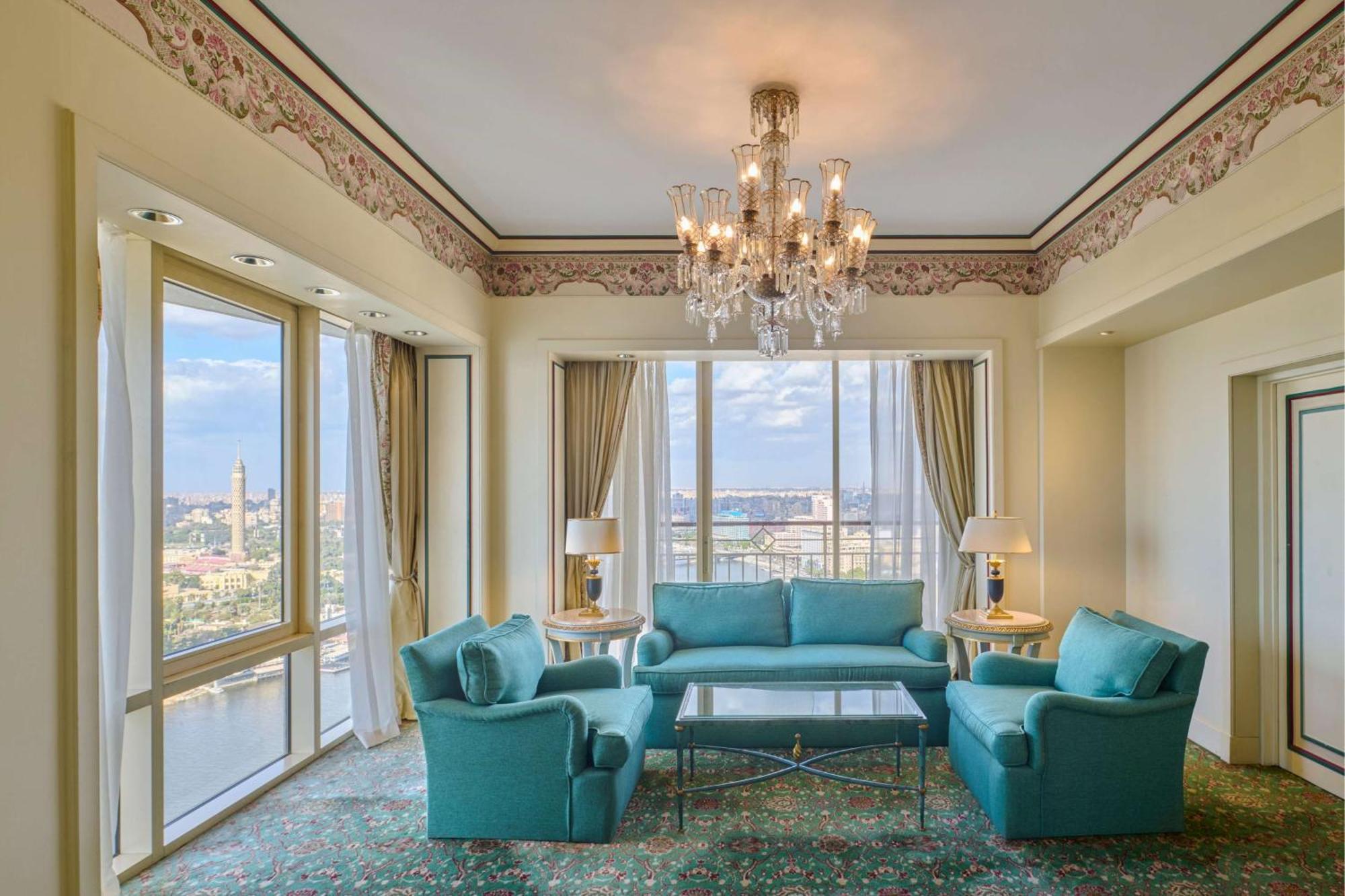 מלון Hilton Cairo Grand Nile מראה חיצוני תמונה A suite at the hotel