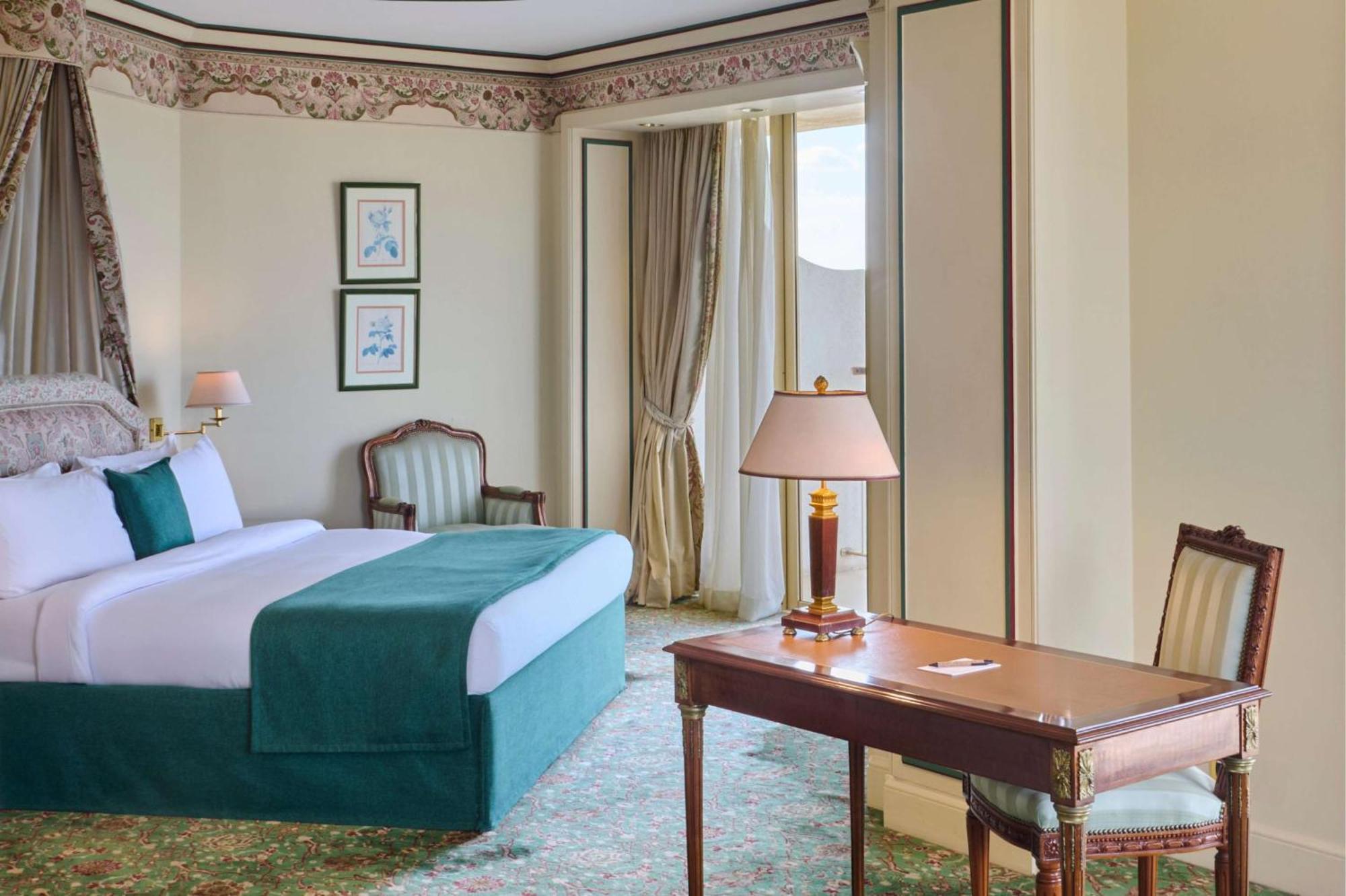 מלון Hilton Cairo Grand Nile מראה חיצוני תמונה A bedroom at the hotel