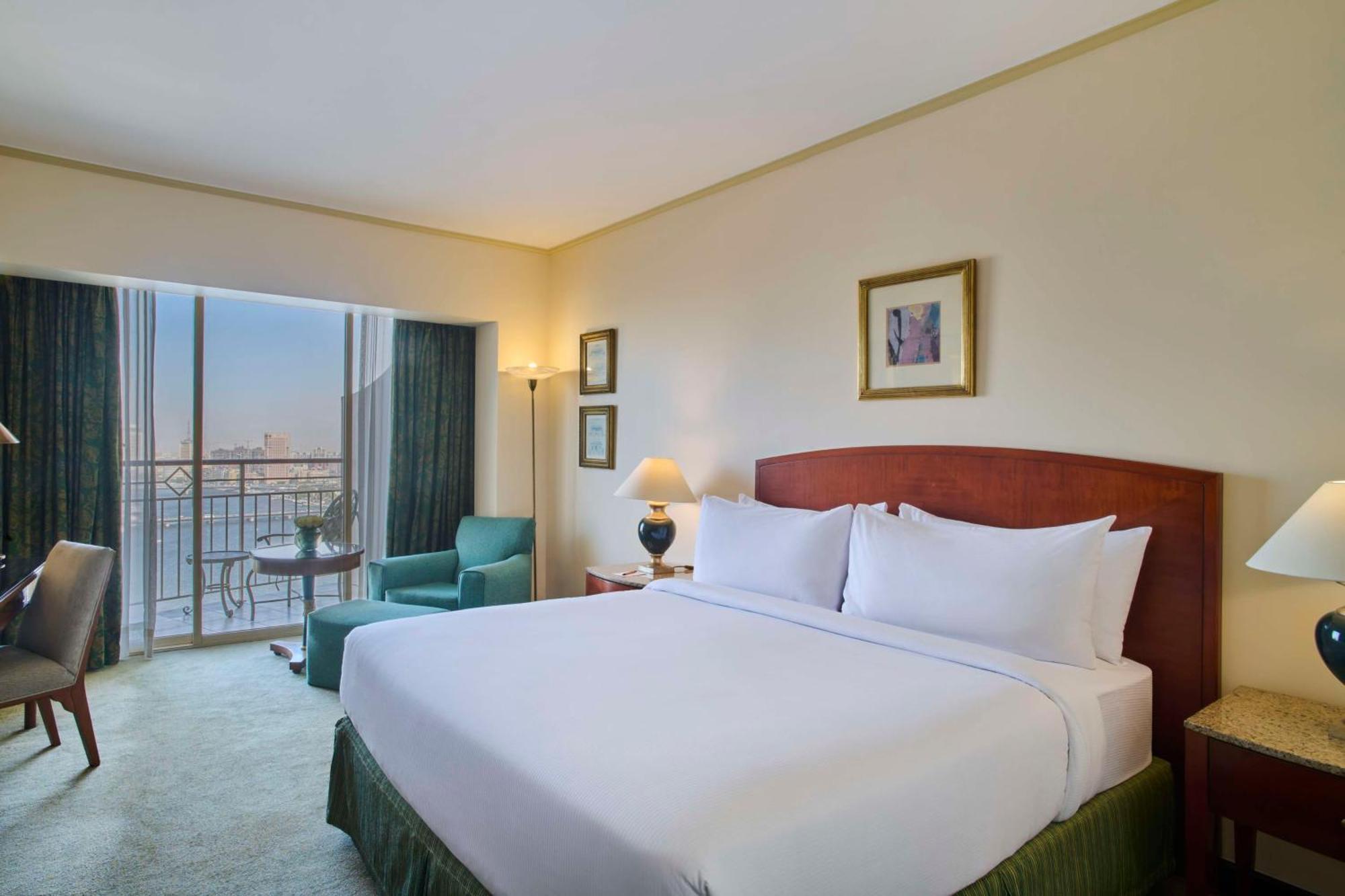 מלון Hilton Cairo Grand Nile מראה חיצוני תמונה A room at the hotel